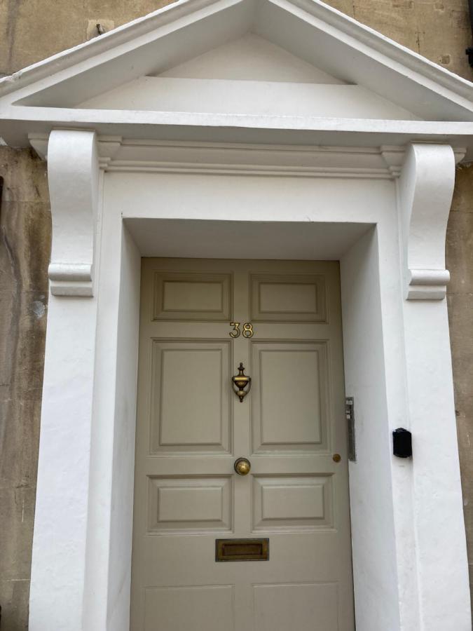 Elegant Well Appointed Maisonette 105M2 Bath Bagian luar foto
