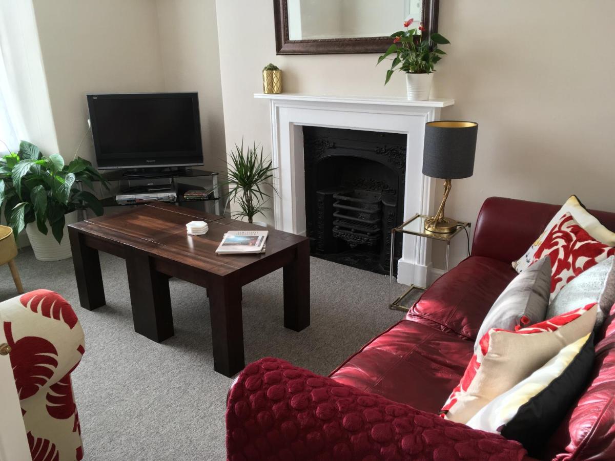 Elegant Well Appointed Maisonette 105M2 Bath Bagian luar foto